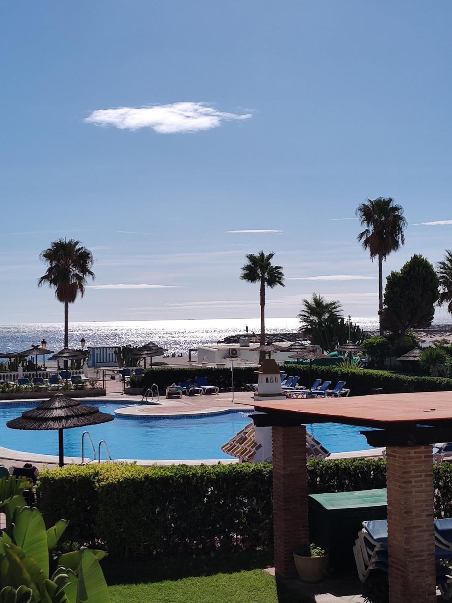 Duquesa 5210 Beach Side Paradise Castillo de Sabinillas Exterior foto